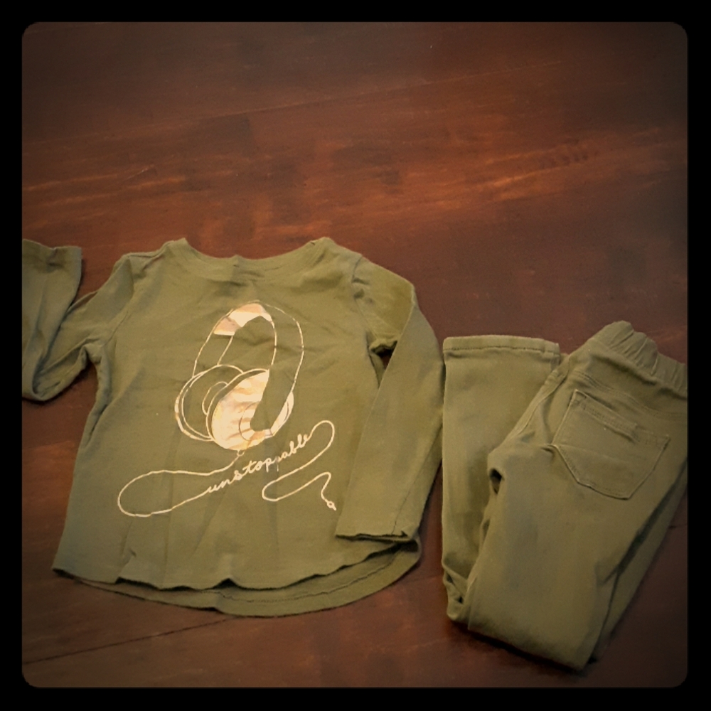 Old Navy Girl's Long Sleeved Matching Sets